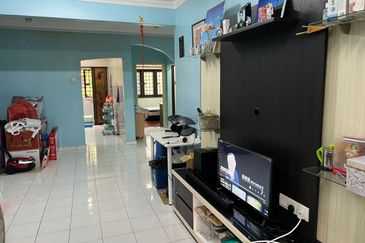 Lily & Jasmine Apartment