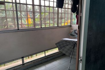 Lily & Jasmine Apartment