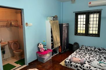 Lily & Jasmine Apartment