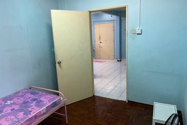 Lily & Jasmine Apartment