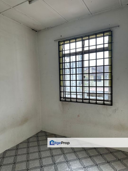 Double Storey @ Jalan Mawar, Taman Mawar , Johor, Pasir Gudang