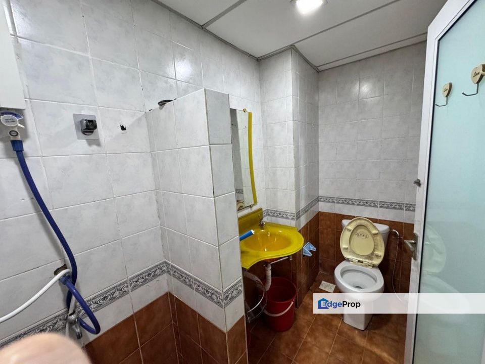 Aster Court Service Apartment, Johor, Johor Bahru