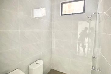 Single Storey Semi-D @ Jalan Api Api 18, Taman Bukit Rinting