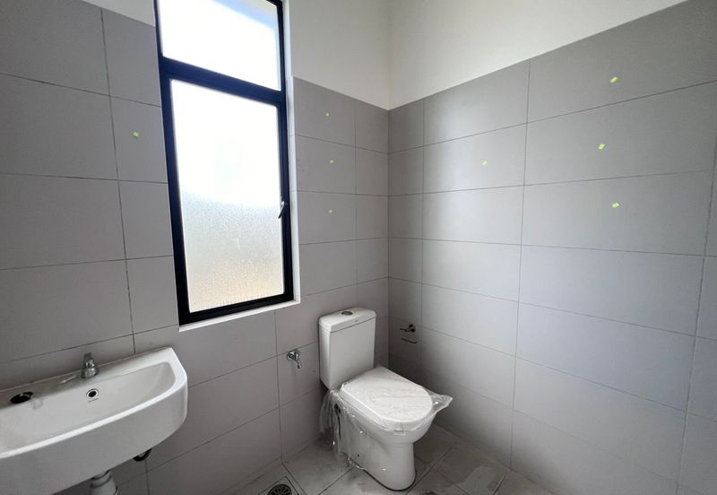 Double Storey CornerLot @ Austin Crest, Ruby 1