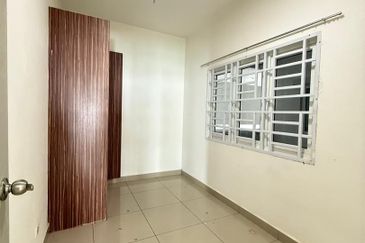 Seasons Luxury Apartments @ Amara Larkin