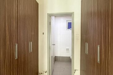 Seasons Luxury Apartments @ Amara Larkin