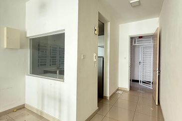 Seasons Luxury Apartments @ Amara Larkin