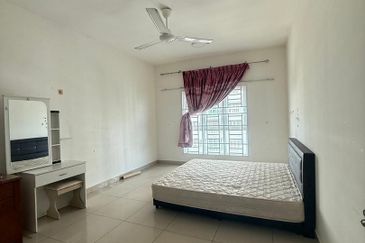 Seasons Luxury Apartments @ Amara Larkin