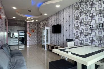 Seri Austin Luxury Apartment