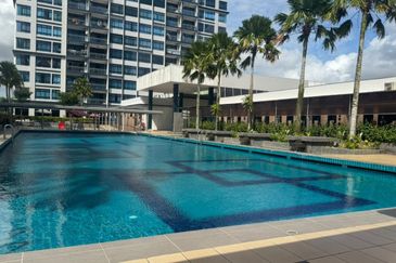 Seri Austin Luxury Apartment