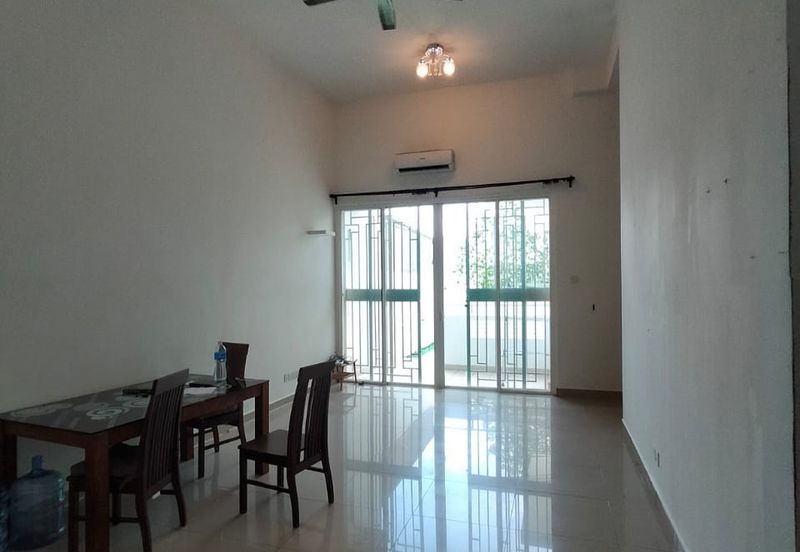 SAVILLE CODOMINIUM MELAWATI FOR SALE