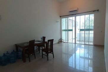 SAVILLE CODOMINIUM MELAWATI FOR SALE