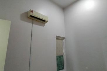 SAVILLE CODOMINIUM MELAWATI FOR SALE