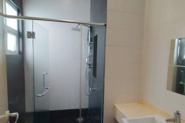 SAVILLE CODOMINIUM MELAWATI FOR SALE