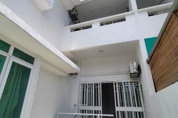 SAVILLE CODOMINIUM MELAWATI FOR SALE