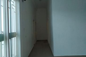 SAVILLE CODOMINIUM MELAWATI FOR SALE