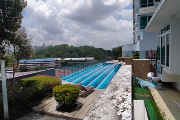 SAVILLE CODOMINIUM MELAWATI FOR SALE