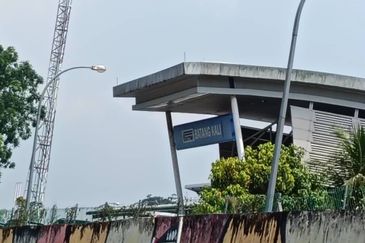 2 Storey Landed House For SALE at Batang Kali 5 min KTM station