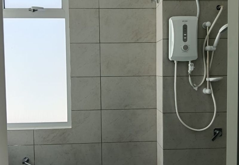 Gamuda Gardens Rawang - Illaria Hillside Homes Brand NEW  ENDLOT 2 Storey unit  For RENT with Furniture 