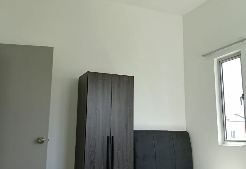 Gamuda Gardens Rawang - Illaria Hillside Homes Brand NEW  ENDLOT 2 Storey unit  For RENT with Furniture 