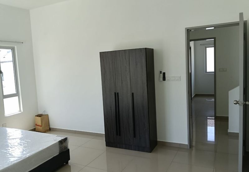 Gamuda Gardens Rawang - Illaria Hillside Homes Brand NEW  ENDLOT 2 Storey unit  For RENT with Furniture 