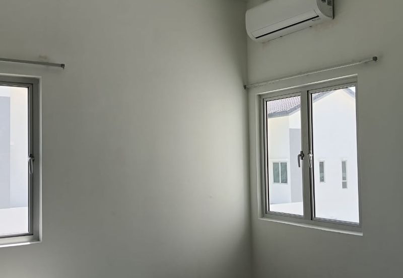 Gamuda Gardens Rawang - Illaria Hillside Homes Brand NEW  ENDLOT 2 Storey unit  For RENT with Furniture 