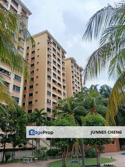 Corner unit 1125 sqft Putra Villa Condominium Near LRT Gombak For RENT, Kuala Lumpur, Gombak