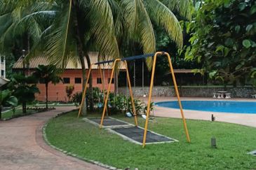 Putra Villa Kondominium