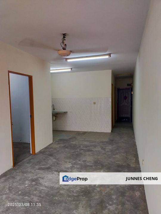 Lestari Apartment Damansara Damai Sg buloh untuk JUAL- For SALE, Selangor, Damansara Damai