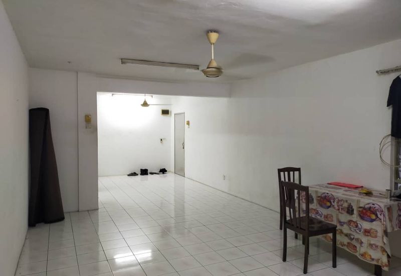 SAUJANA APARTMENT DAMANSARA DAMAI for SALE at Sg Buloh