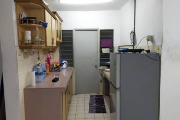 SAUJANA APARTMENT DAMANSARA DAMAI for SALE at Sg Buloh