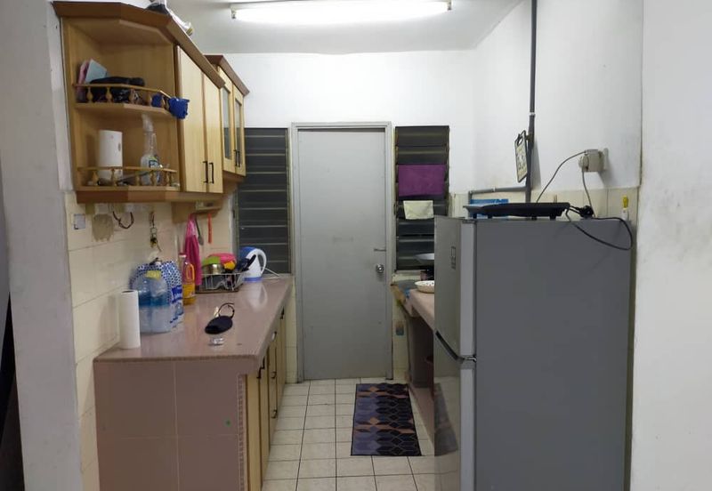 SAUJANA APARTMENT DAMANSARA DAMAI for SALE at Sg Buloh