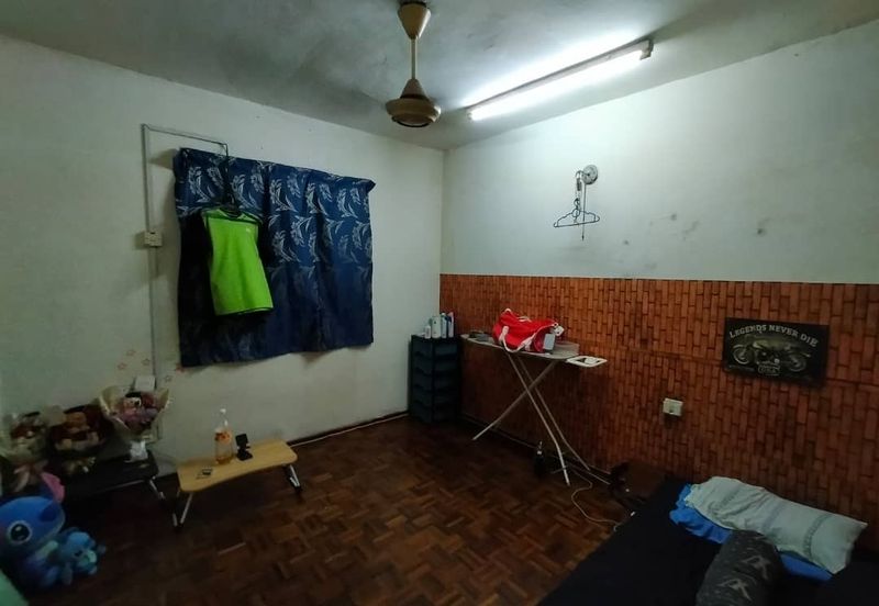 SAUJANA APARTMENT DAMANSARA DAMAI for SALE at Sg Buloh