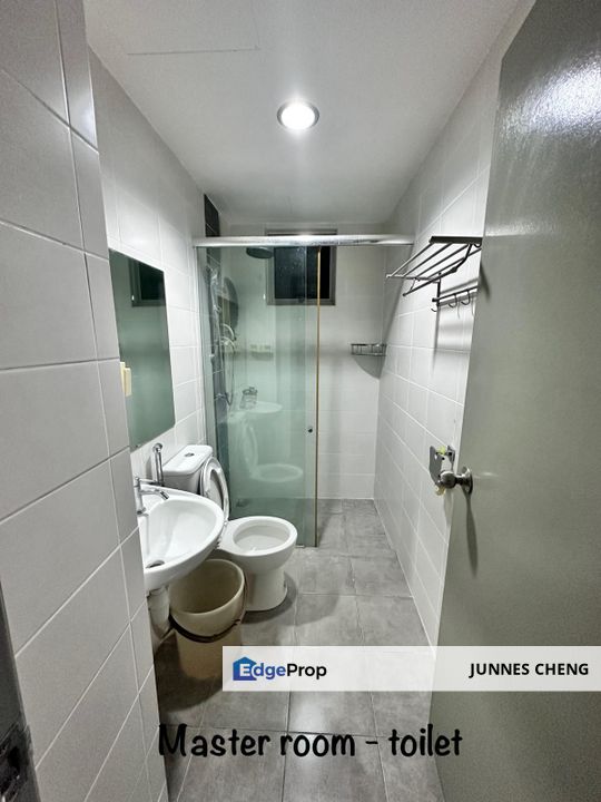 1065 sqft Corner unit Parc @ One South Condominium for SALE -Seri Kembangan, Selangor, Seri Kembangan