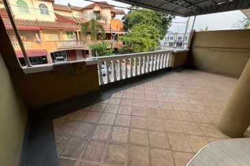 Panorama Lapangan Perdana