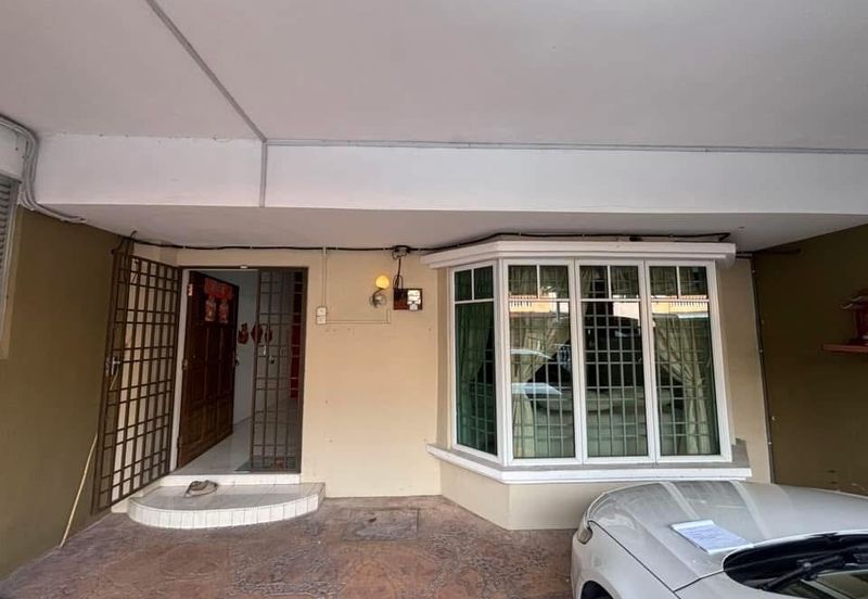 Panorama Lapangan Perdana