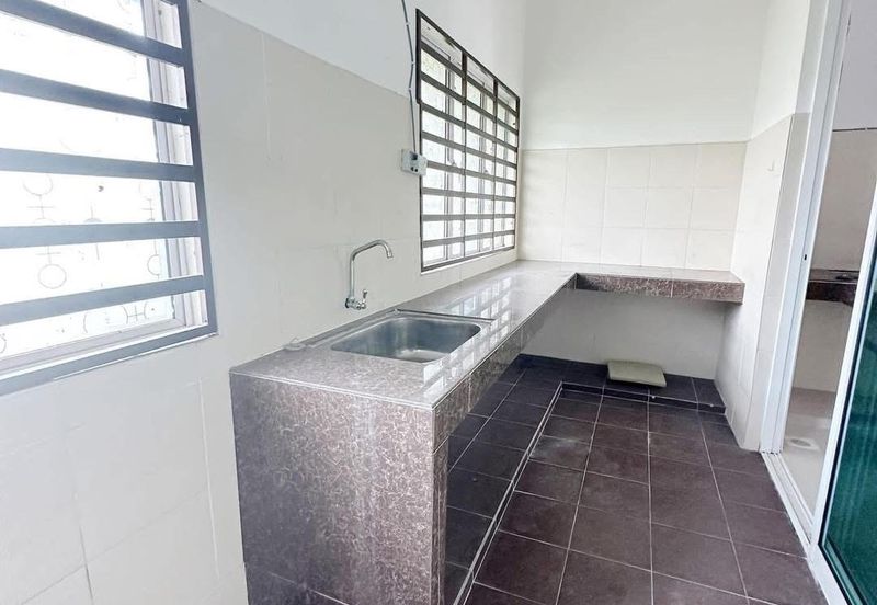 Taman Pengkalan Precinct 18