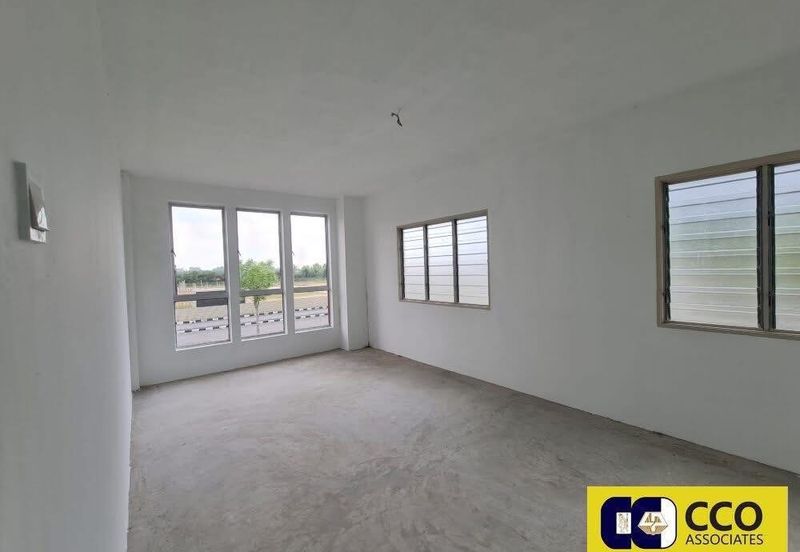 Seri Iskandar 2 Storey Corner Shop Lot For Sale