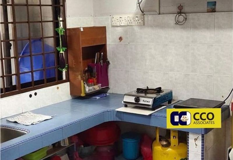 ANJUNG BERCHAM UTAMA