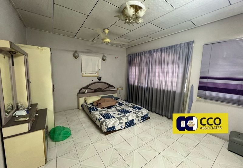 ANJUNG BERCHAM UTAMA