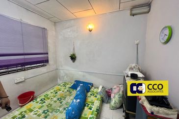 ANJUNG BERCHAM UTAMA