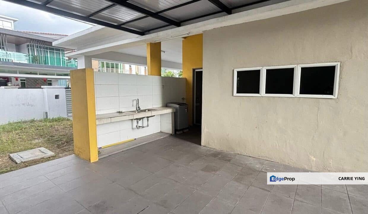 Lahat Mines 3 Storey Bungalow House For Sale, Perak, Lahat