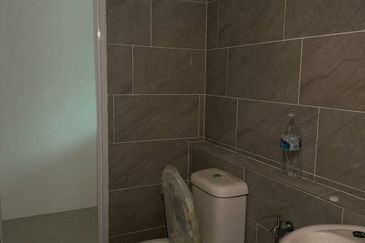 TASEK AVENUE RESIDENT