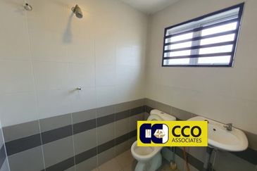 DESA LAHAT SRI -WANG