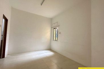 Panorama Lapangan Perdana