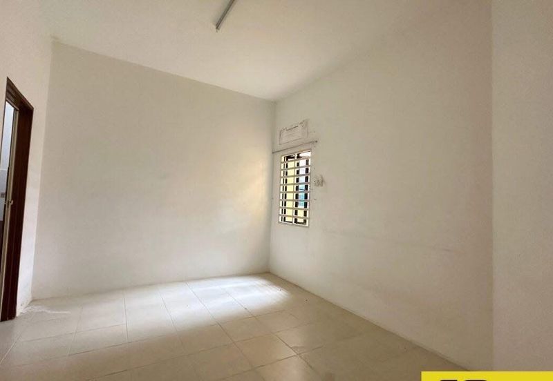 Panorama Lapangan Perdana