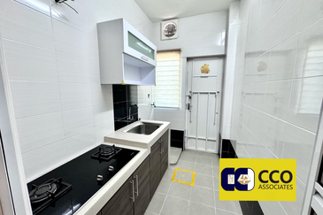 TAMAN LAPANGAN KIARA