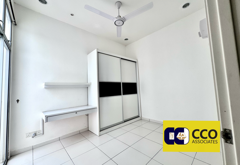 TAMAN LAPANGAN KIARA