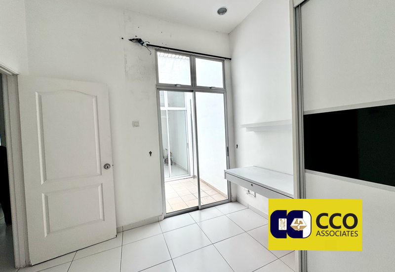 TAMAN LAPANGAN KIARA