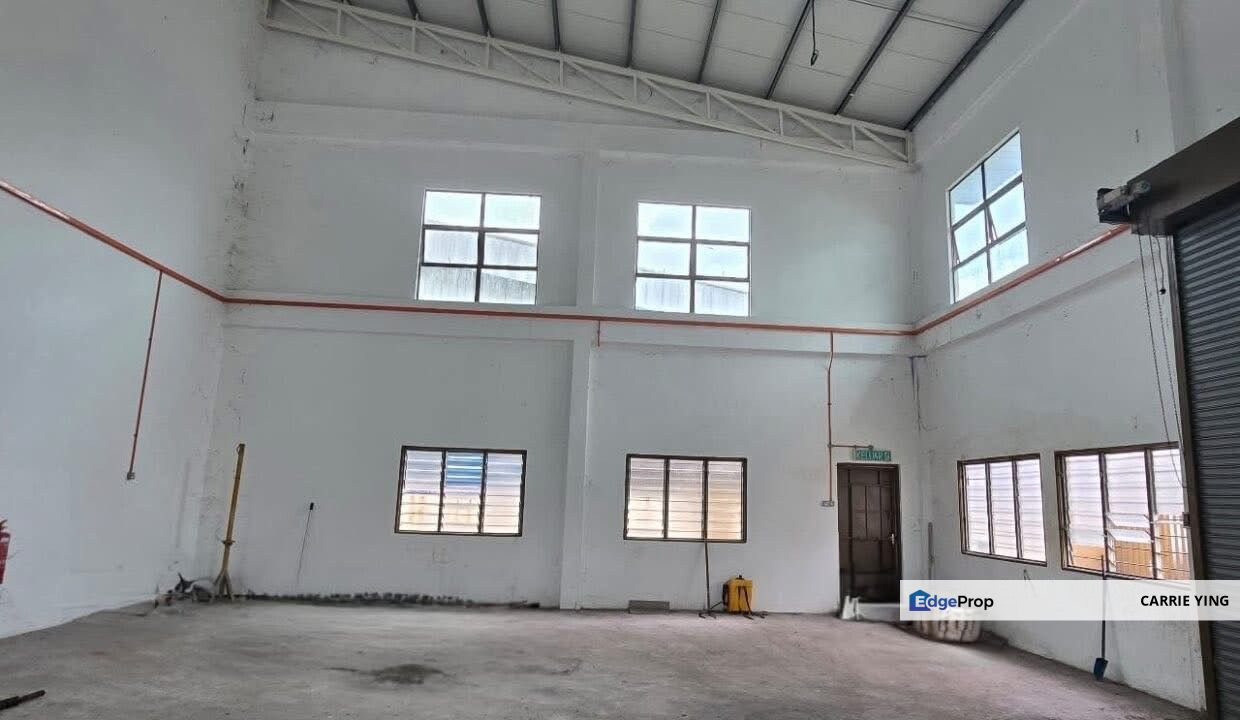 Perak SiPuteh 1.5 Storey Semi D Factory, Perak, Tronoh